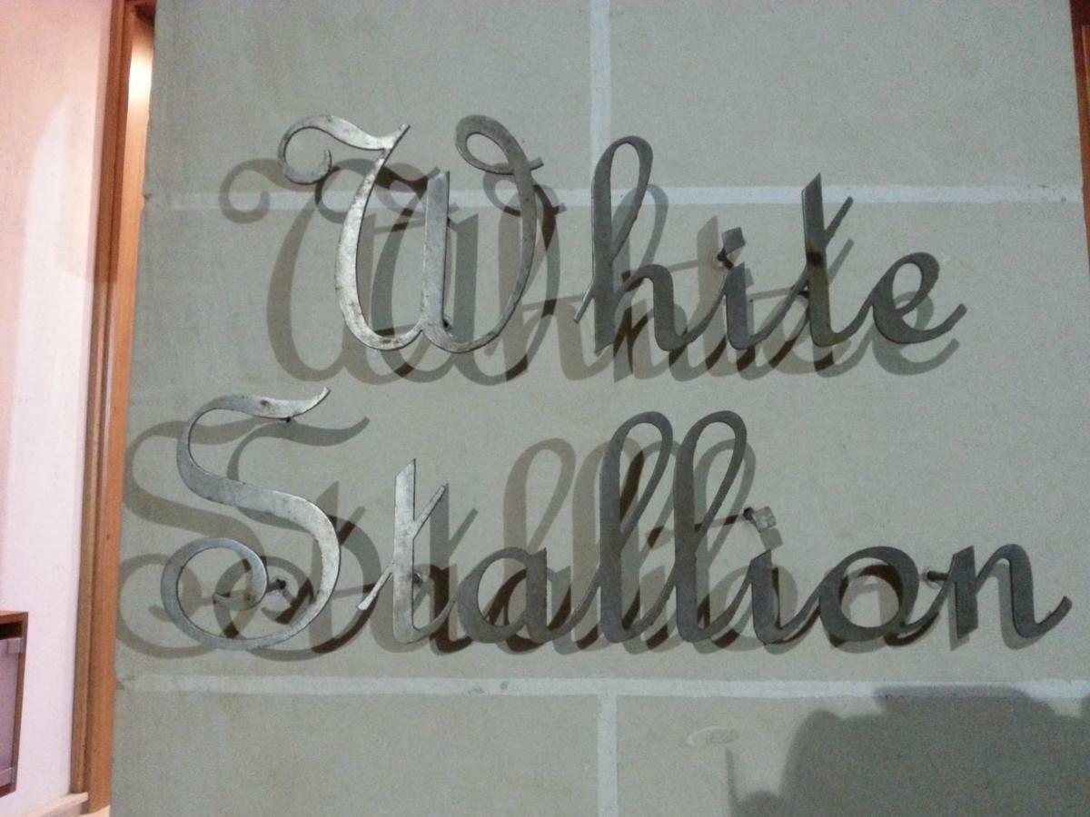 White Stallion Mellieħa Exterior foto
